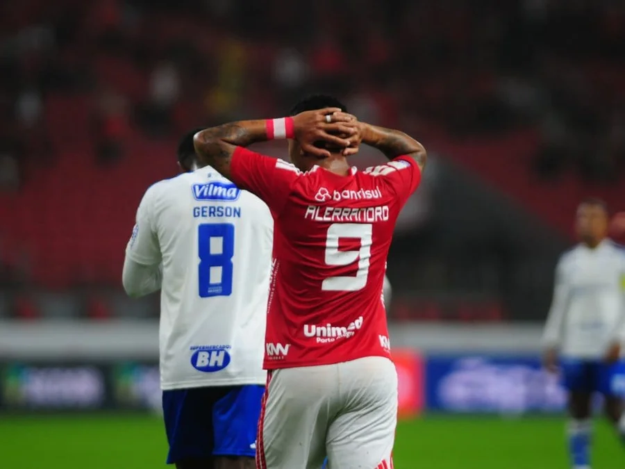 Nativos Esportes – Inter desperdiça chances e perde por 2 a 1 para o Cruzeiro na volta do Brasileirão